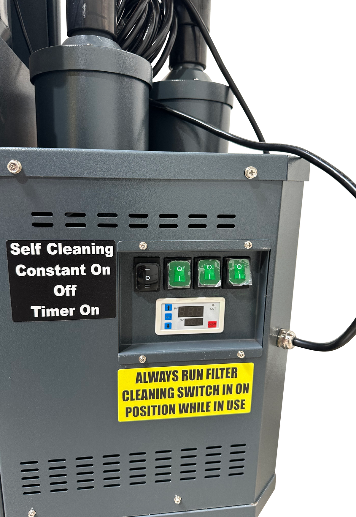 Advanced Three Motor Vacuum with Auto Cleaning Technology
